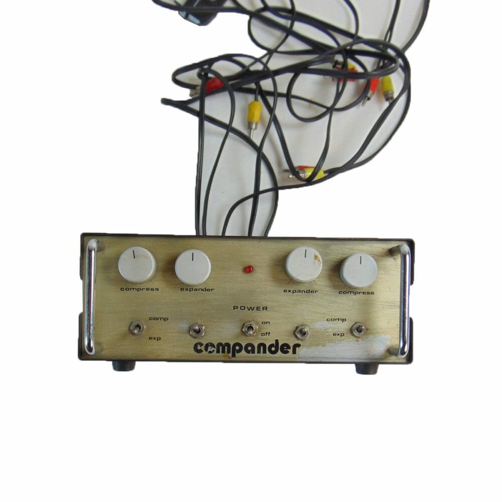 Compander per nastri magnetici