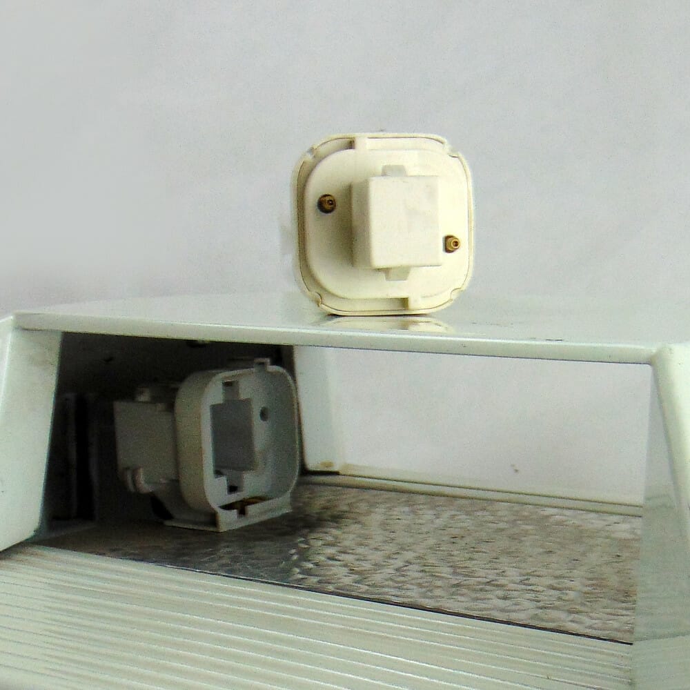 Lampada vintage da muro Ing. Castaldi - immagine 5