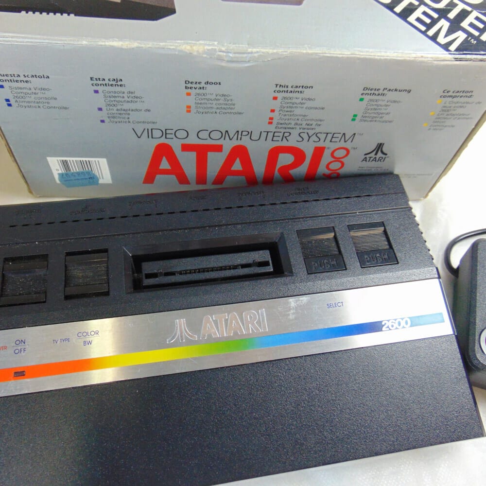 Atari 2600 con giochi - immagine 2