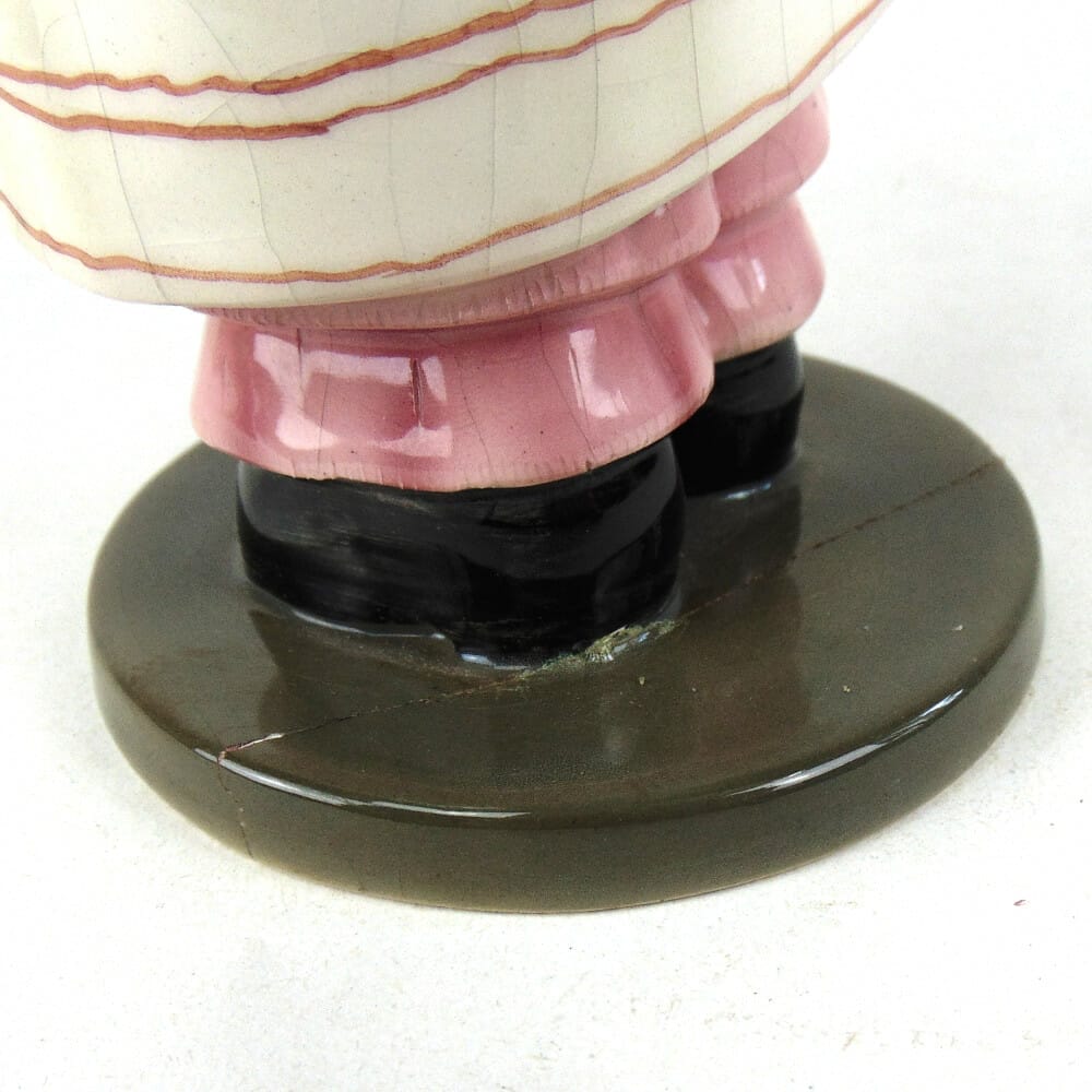 Statuina fanciulla con mazzo di fiori Trevir - immagine 8