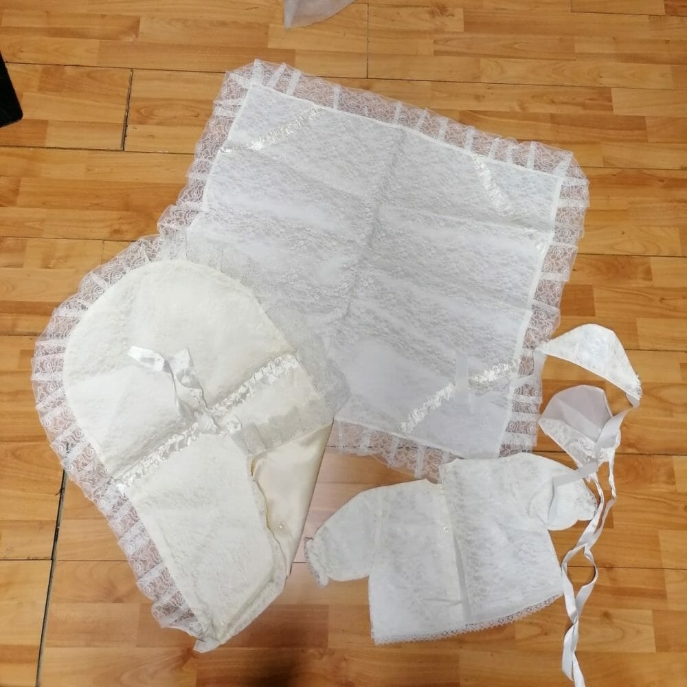 Fatto a mano, set vintage per neonato