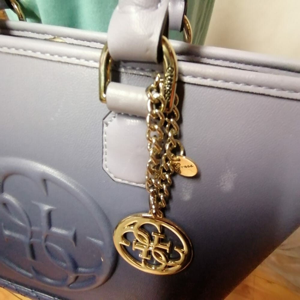 Guess, borsa a spalla lilla - immagine 2