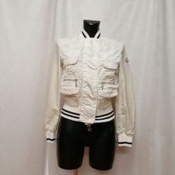 moncler giubbino corto ragazza