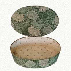 Bellissima grande scatola Dufour vintage, rara e in perfette condizioni. Foderata in tessuto fiorato, ideale per custodire segreti con stile!