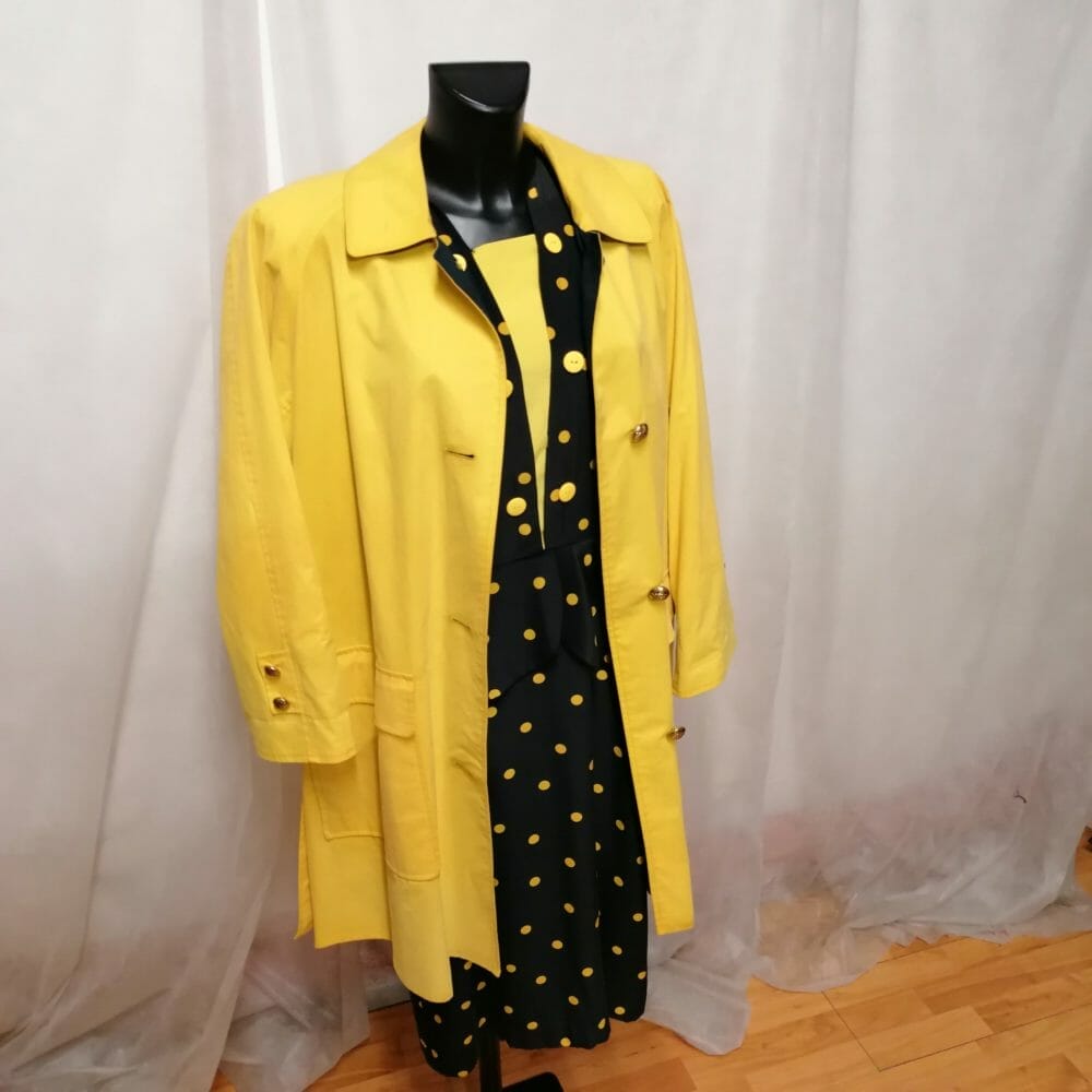 Burberry soprabito giallo vintage con bottoni metallici - immagine 3