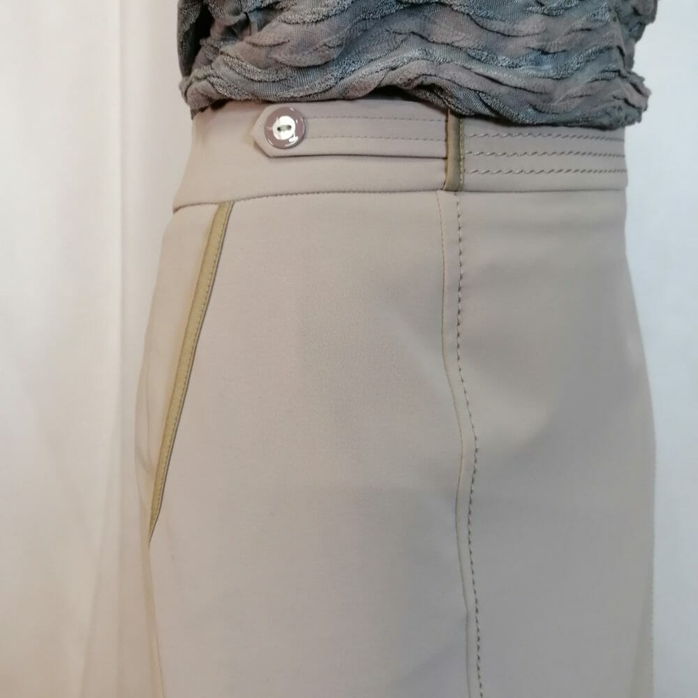 Gonna elegante L.Pucci beige - immagine 2