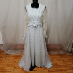 Abito da sposa vintage sartoriale azzurro tenue e bianco in tulle foderato