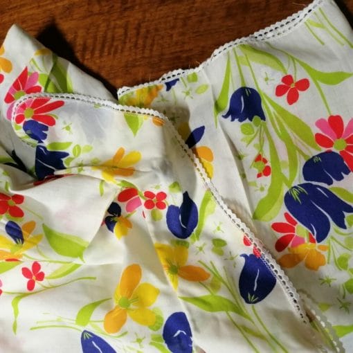 pigiama vintage in cotone finissimo con stampa floreale brillante