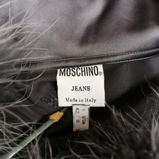 camicia Moschino con piume