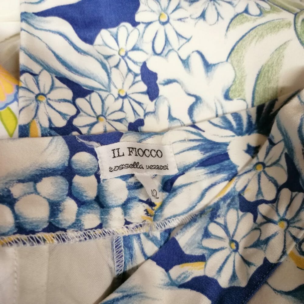 Due paia di pantaloni estivi colorati: lotto risparmio - immagine 2