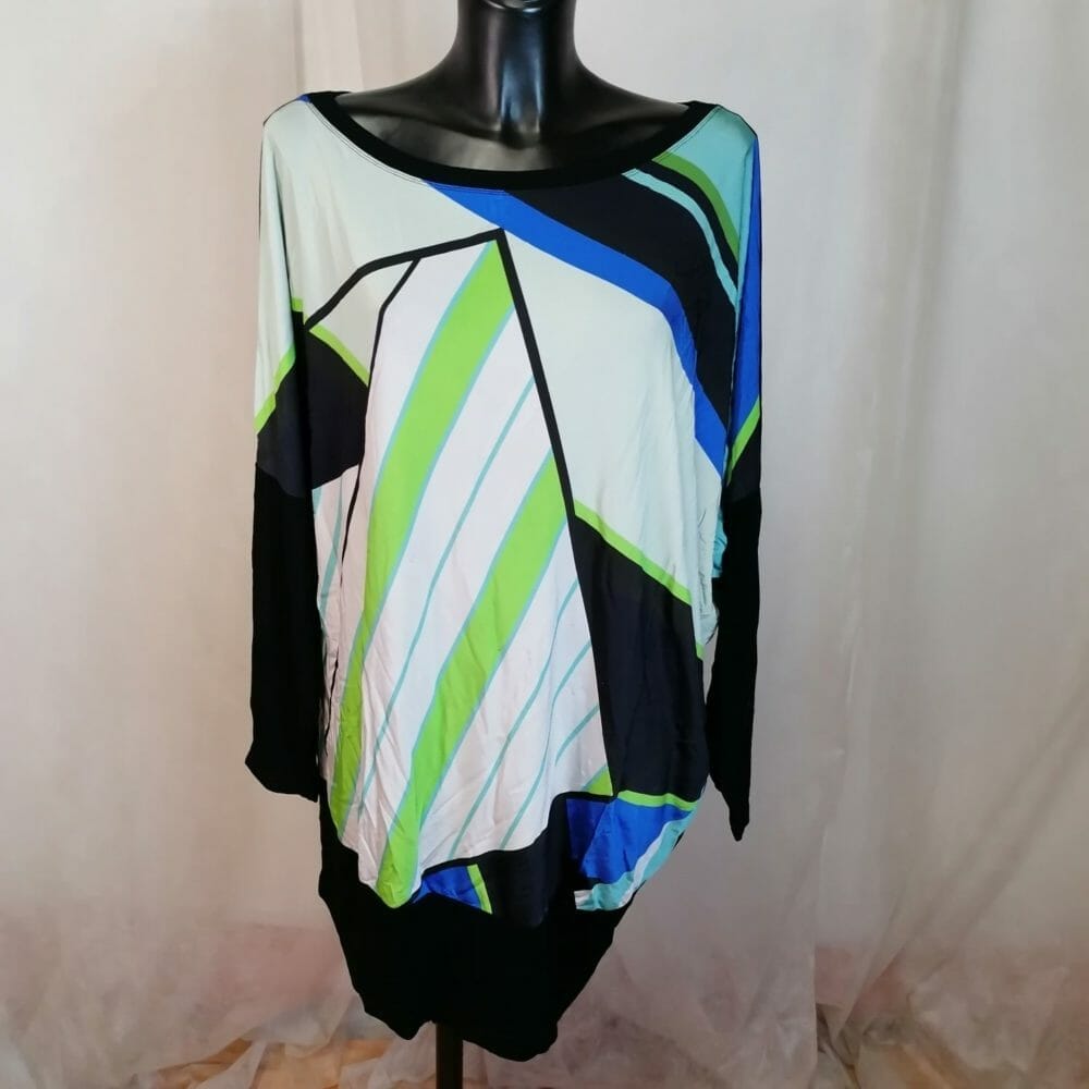 Fiorella Rubino abito a uovo asimmetrico - immagine 2