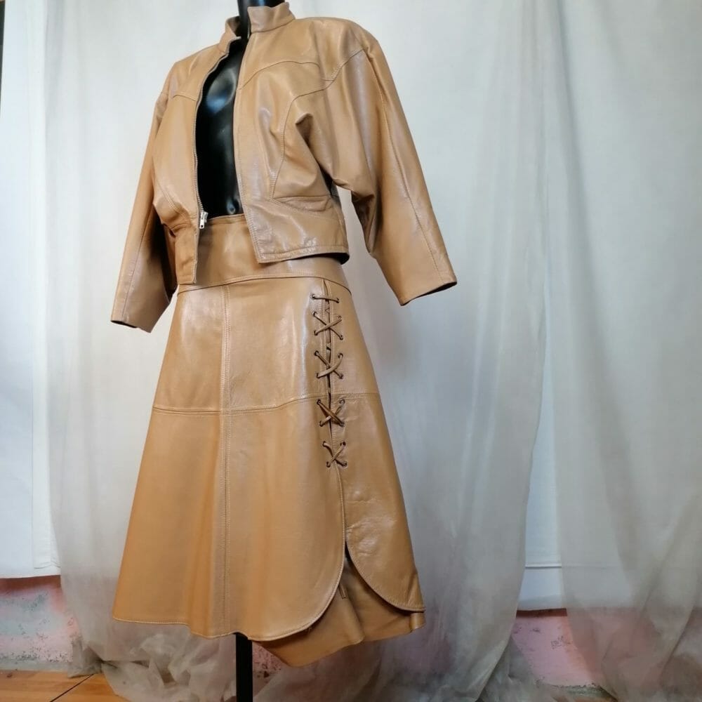 Completo in pelle anni 80 beige da donna - immagine 5