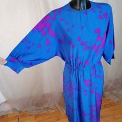 vestito vintage viola con farfalle