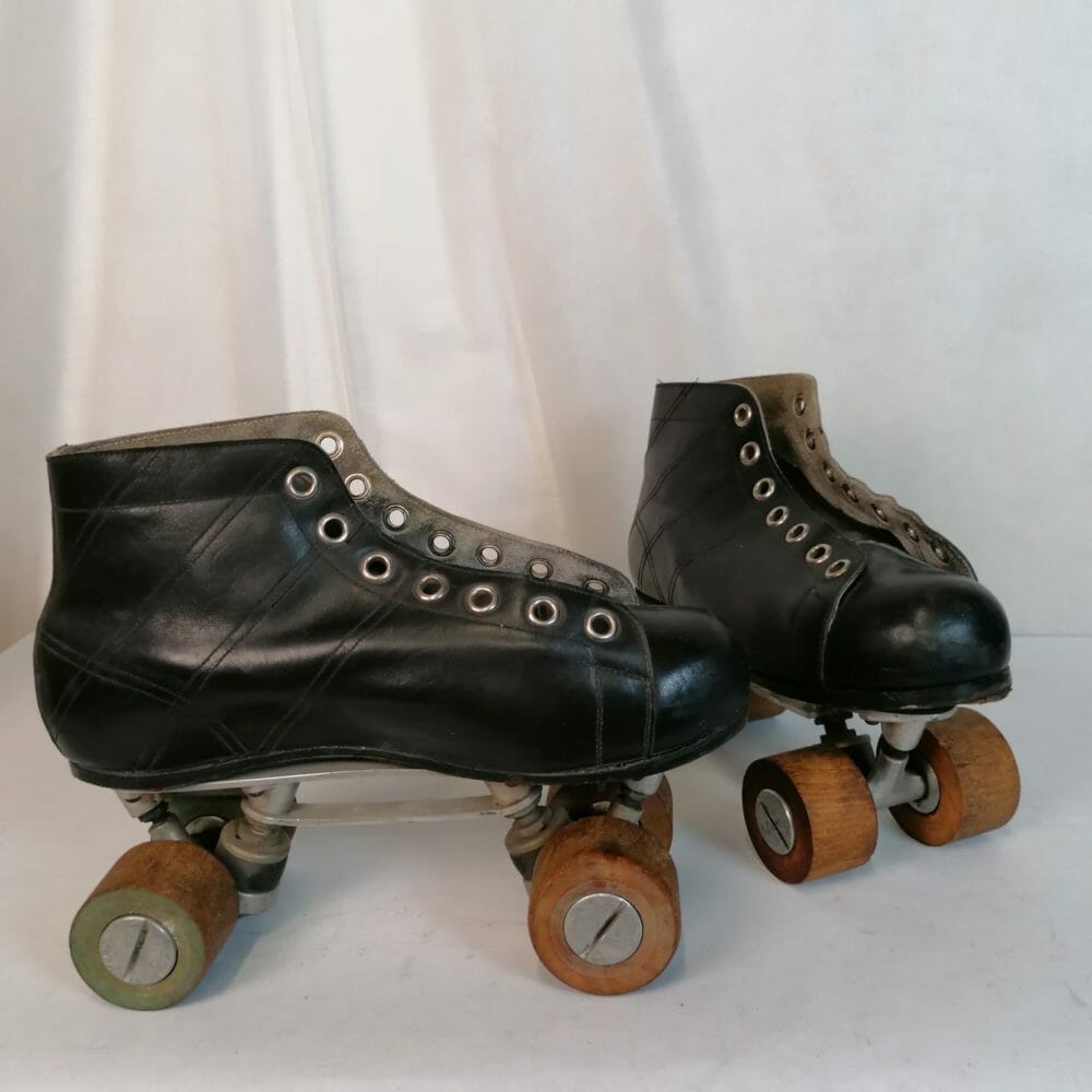 pattini a rotelle vintage gioca