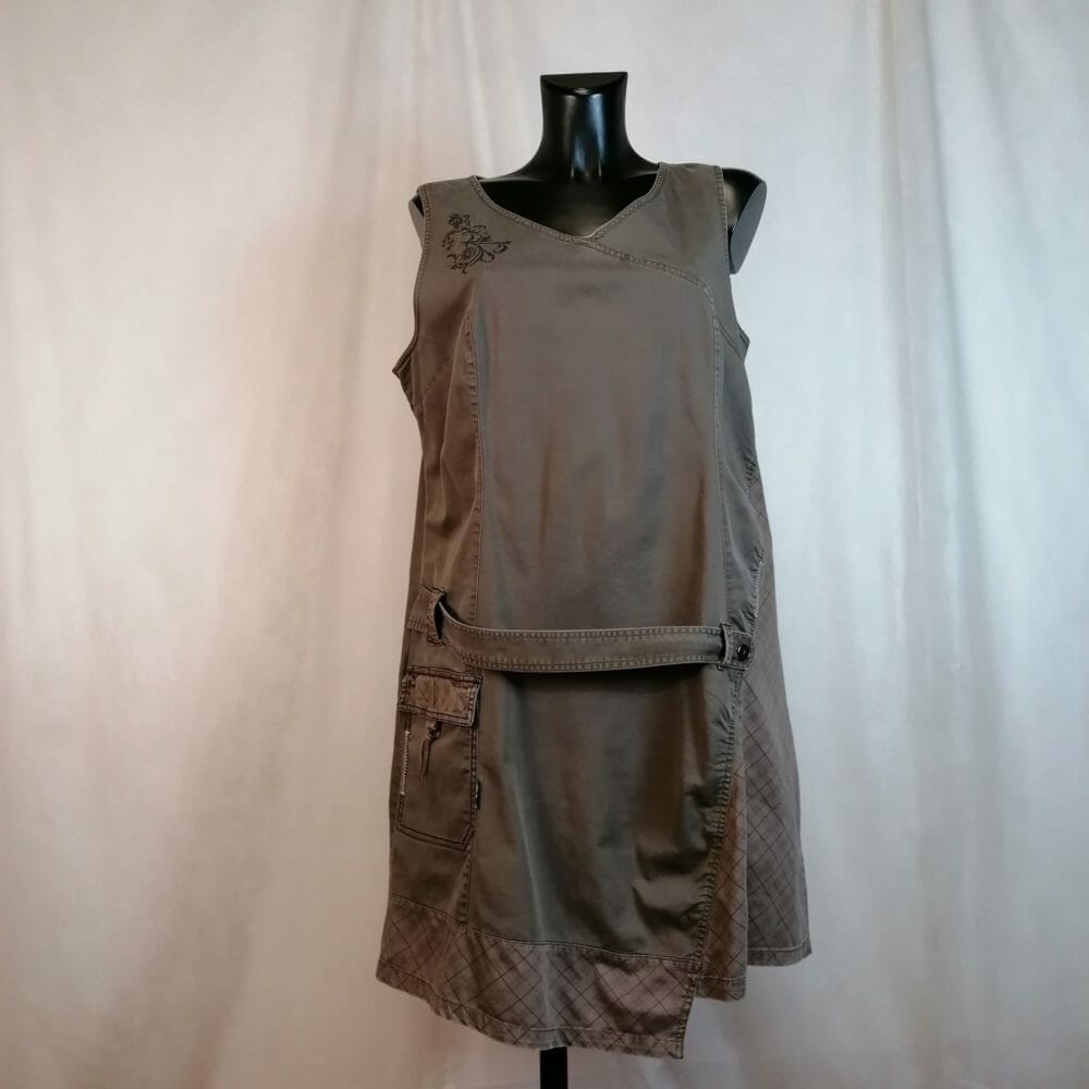 abito anni 90 grunge