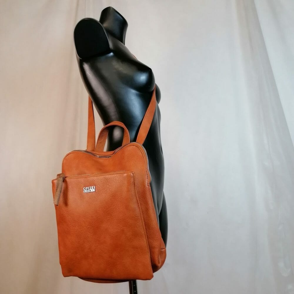 Enrico Coveri zainetto tracolla in pelle - immagine 2