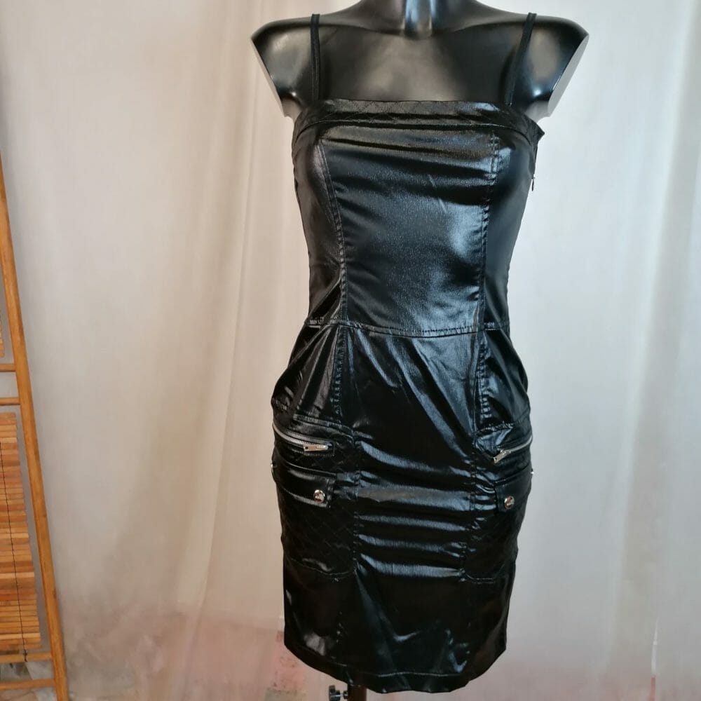 Love Moschino, abito nero elasticizzato effetto pelle - immagine 3