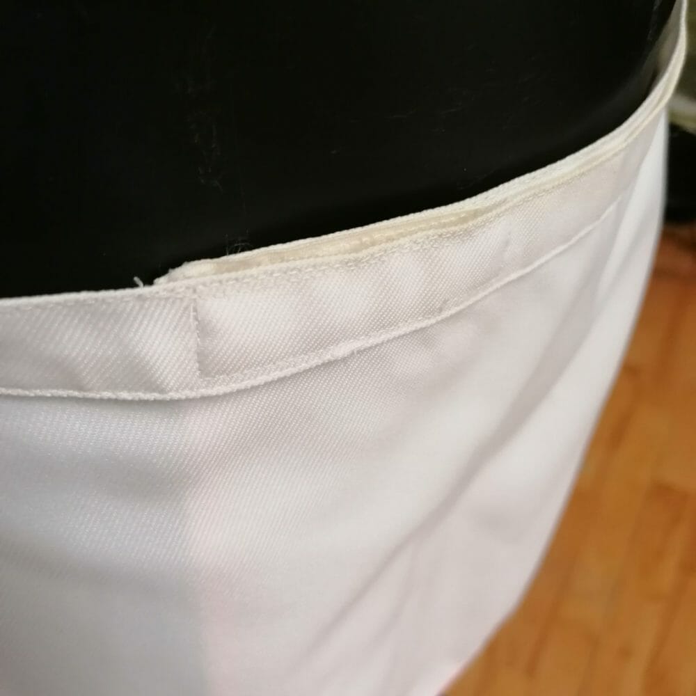 Gonnellino da tennis Brunik bianco con profilo rosa