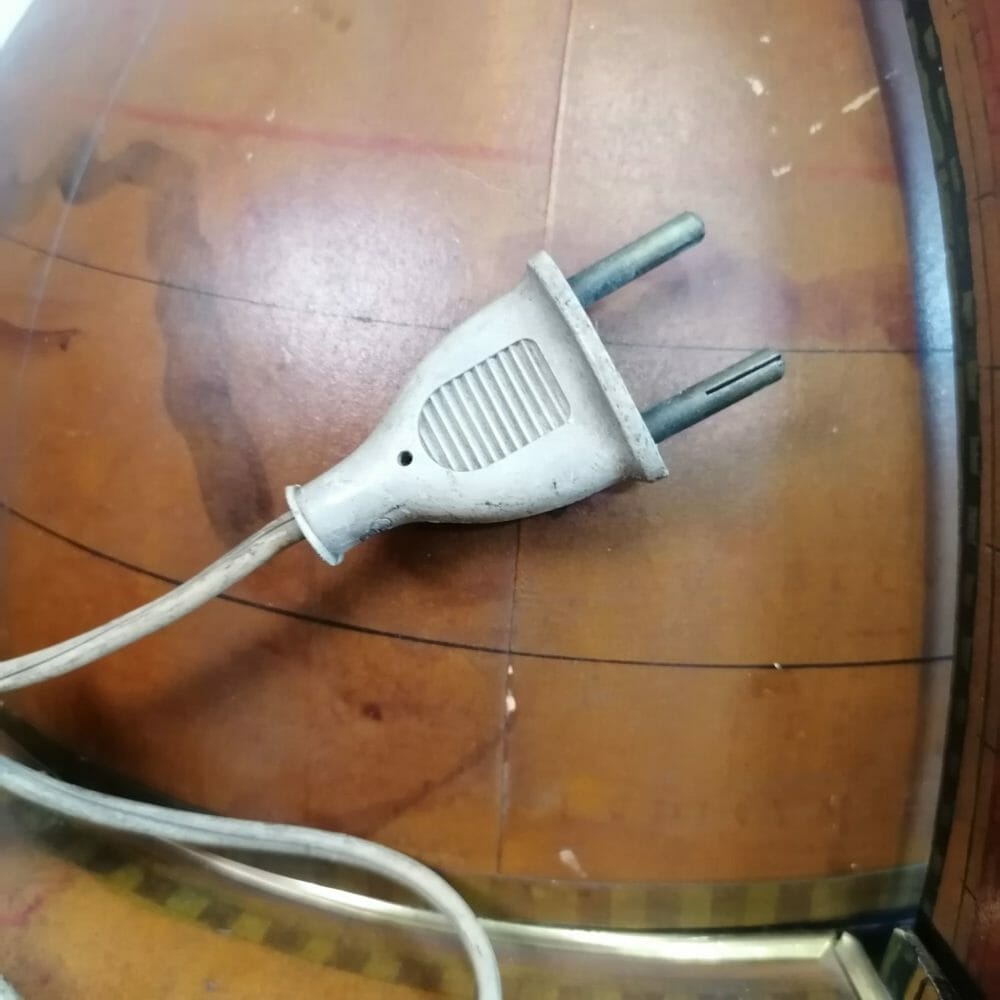 Mappamondo con giradischi anni 70 - immagine 11