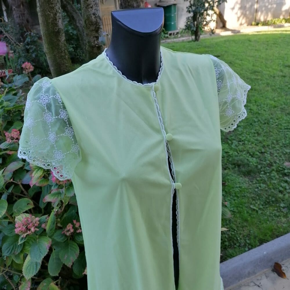 Lingerie vintage in velo e pizzo verde - immagine 2