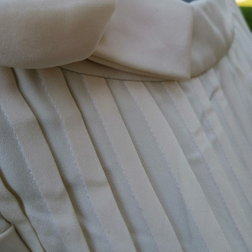 Abito sartoriale in seta pesante color avorio - immagine 11