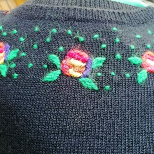 maglione vintage ricami floreali