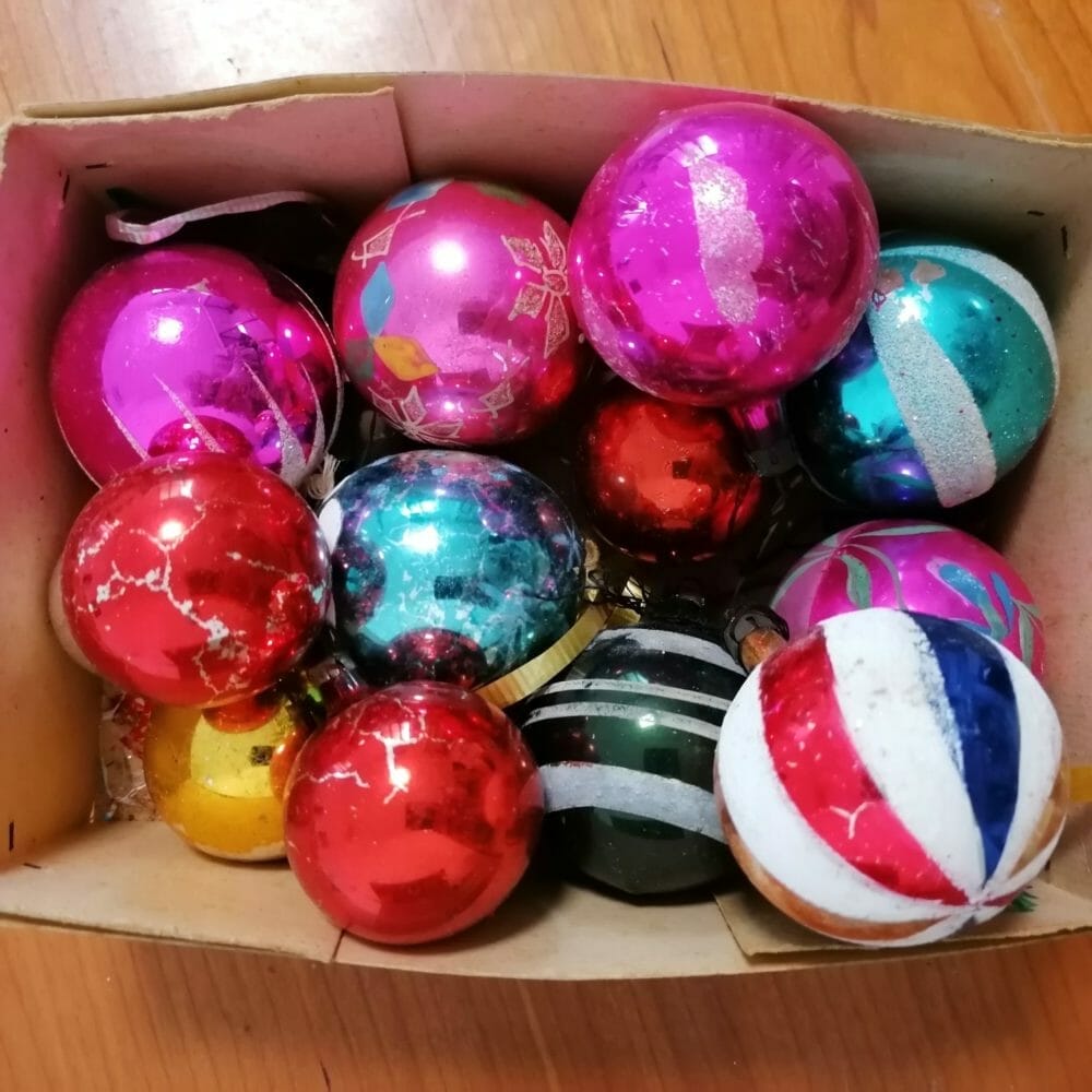 Palline di Natale vintage in vetro, piccole e grandi, 24 pezzi - immagine 3