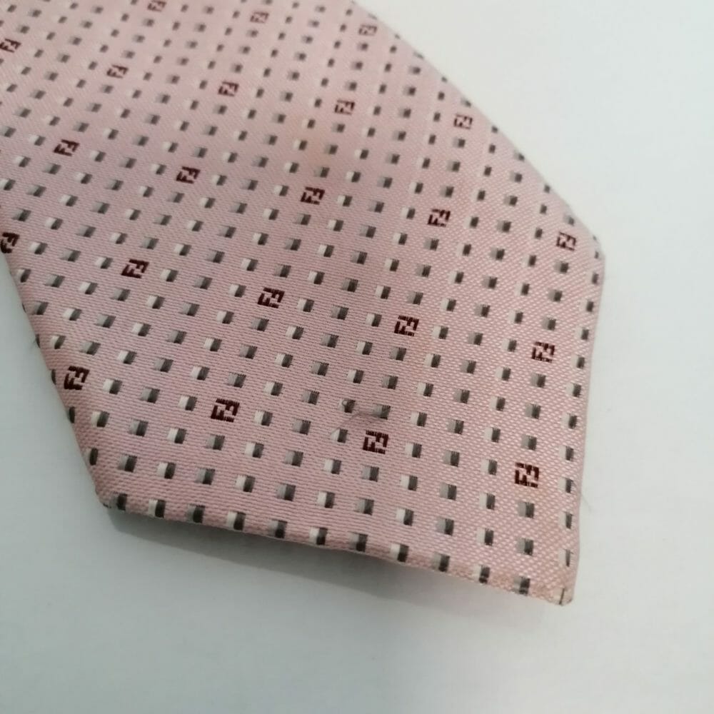 Fendi cravatta in seta rosa - immagine 4
