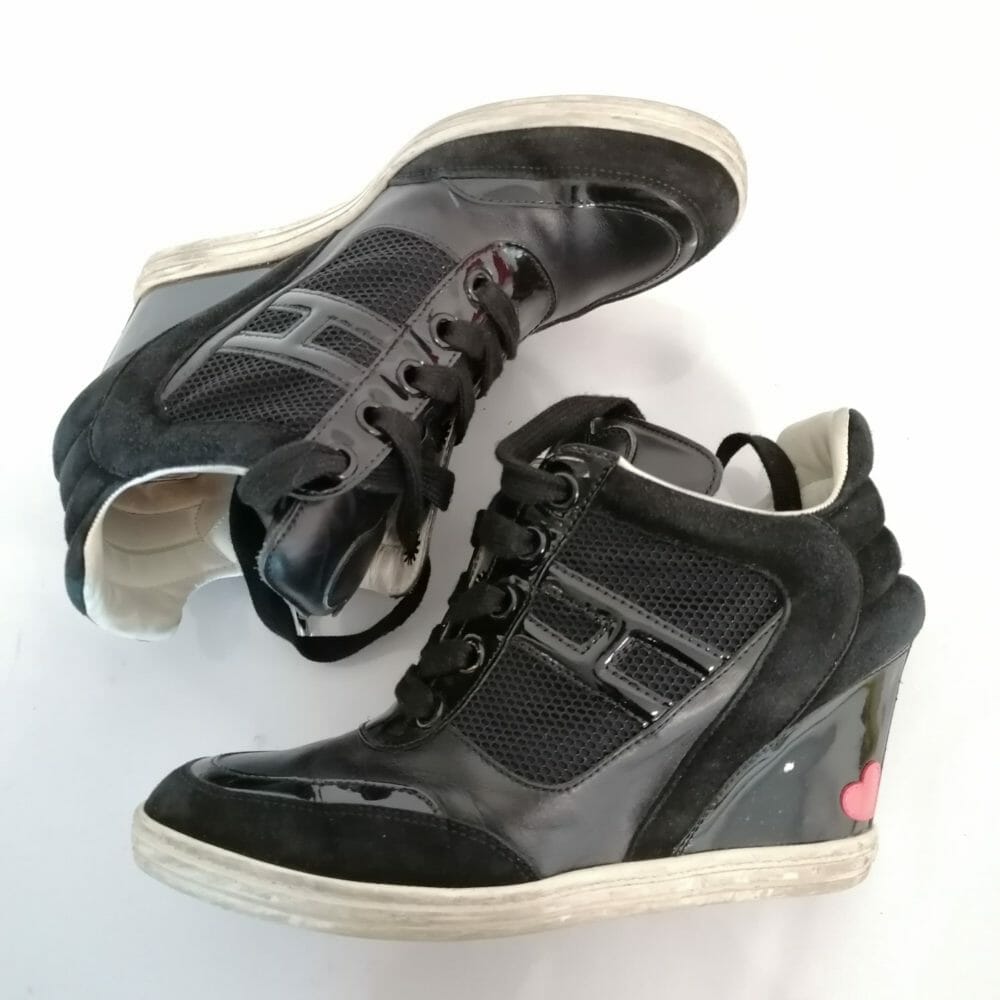 Hogan con zeppa, vernice e cuori - immagine 5