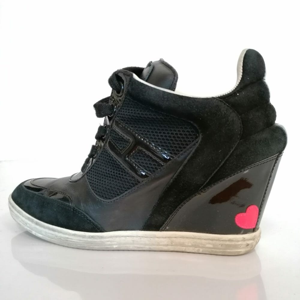 hogan con zeppa, vernice e cuori