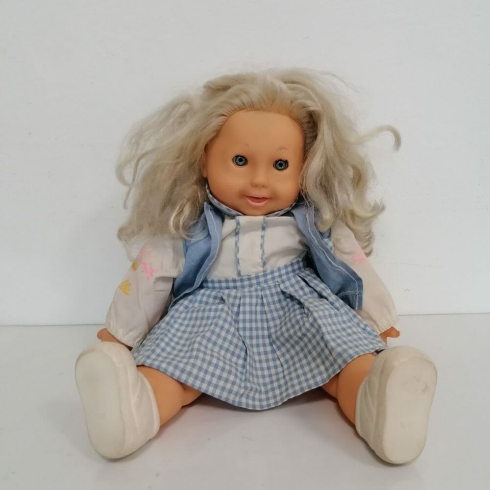 ripetella viva e bella bambola furga