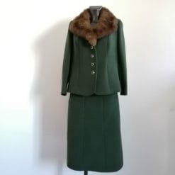 maska completo tailleur lana verde e pelliccia vera