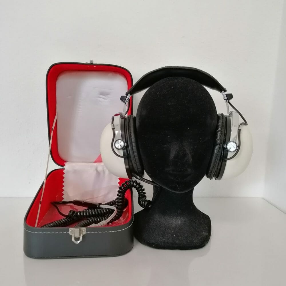 cuffie pioneer se-50