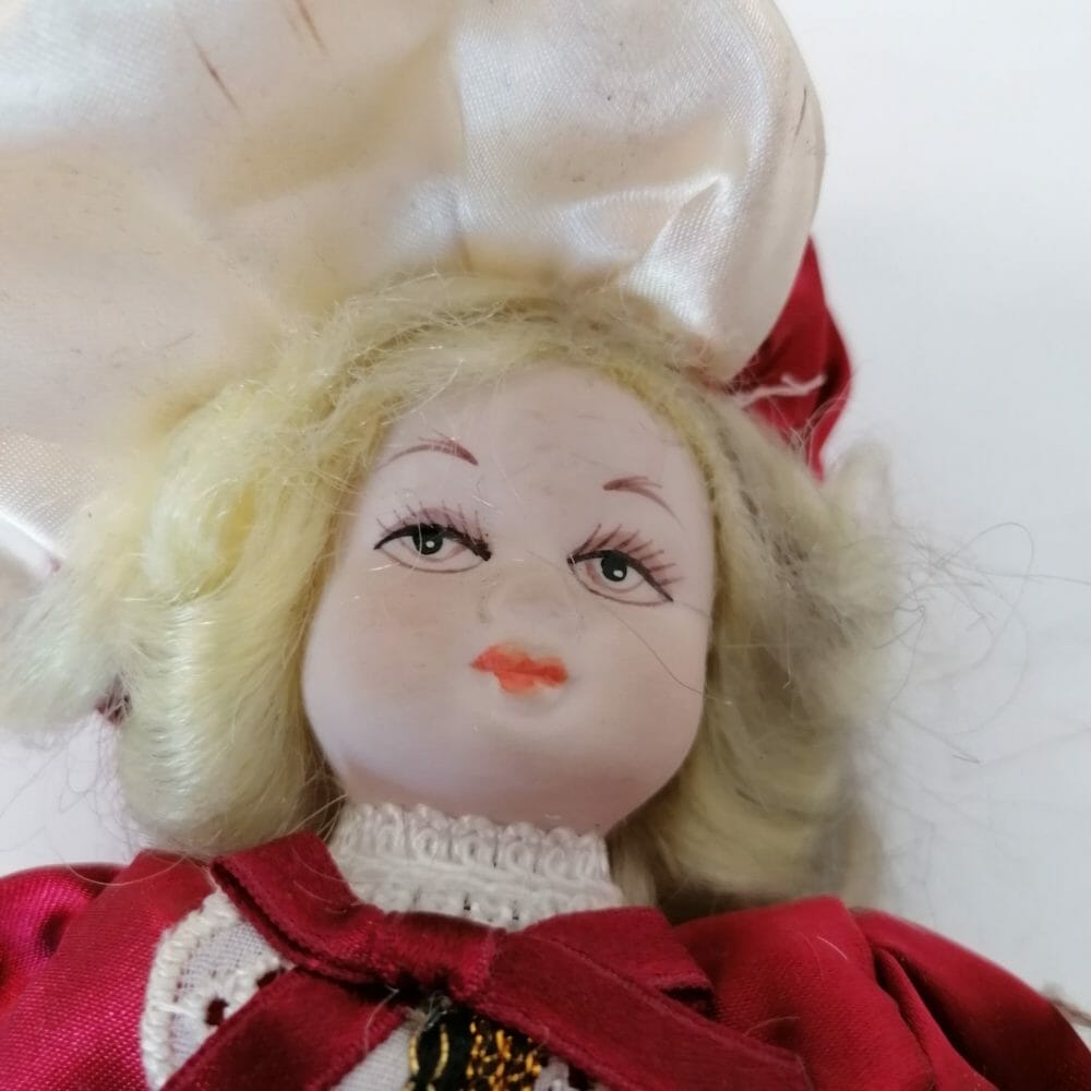 Bambole di porcellana fatte a mano, cinque - immagine 19