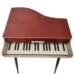 Scopri il fascino del Bontempi pianoforte giocattolo anni '60, un autentico pezzo di storia per i collezionisti e gli amanti dei giocattoli vintage. Questo pianoforte in legno, realizzato dall'iconico marchio italiano Bontempi, è un esempio di design e artigianato degli anni '60-'69.