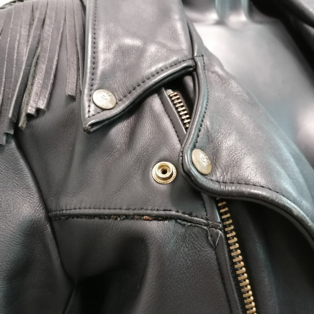 Giubbotto chiodo in pelle con frange vintage - immagine 8