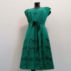 abito anni 70 svasato a fiori