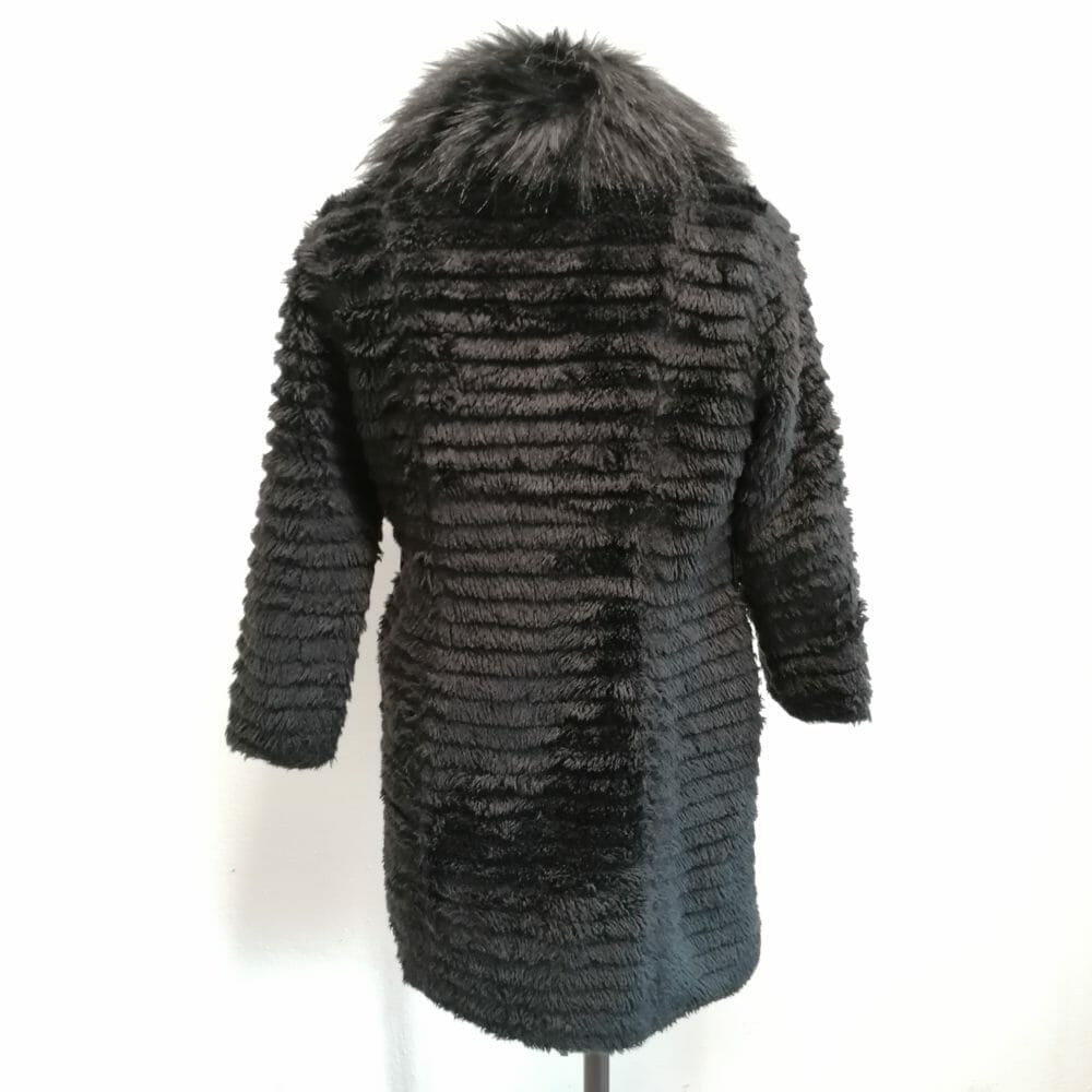 Cappotto vintage in pelliccia ecologica - immagine 4