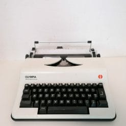Olympia Monica electric deluxe macchina da scrivere anni 80