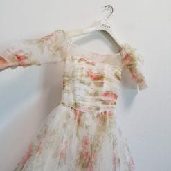 abito da sposa anni 90 in tulle floreale con strascico e coprispalle