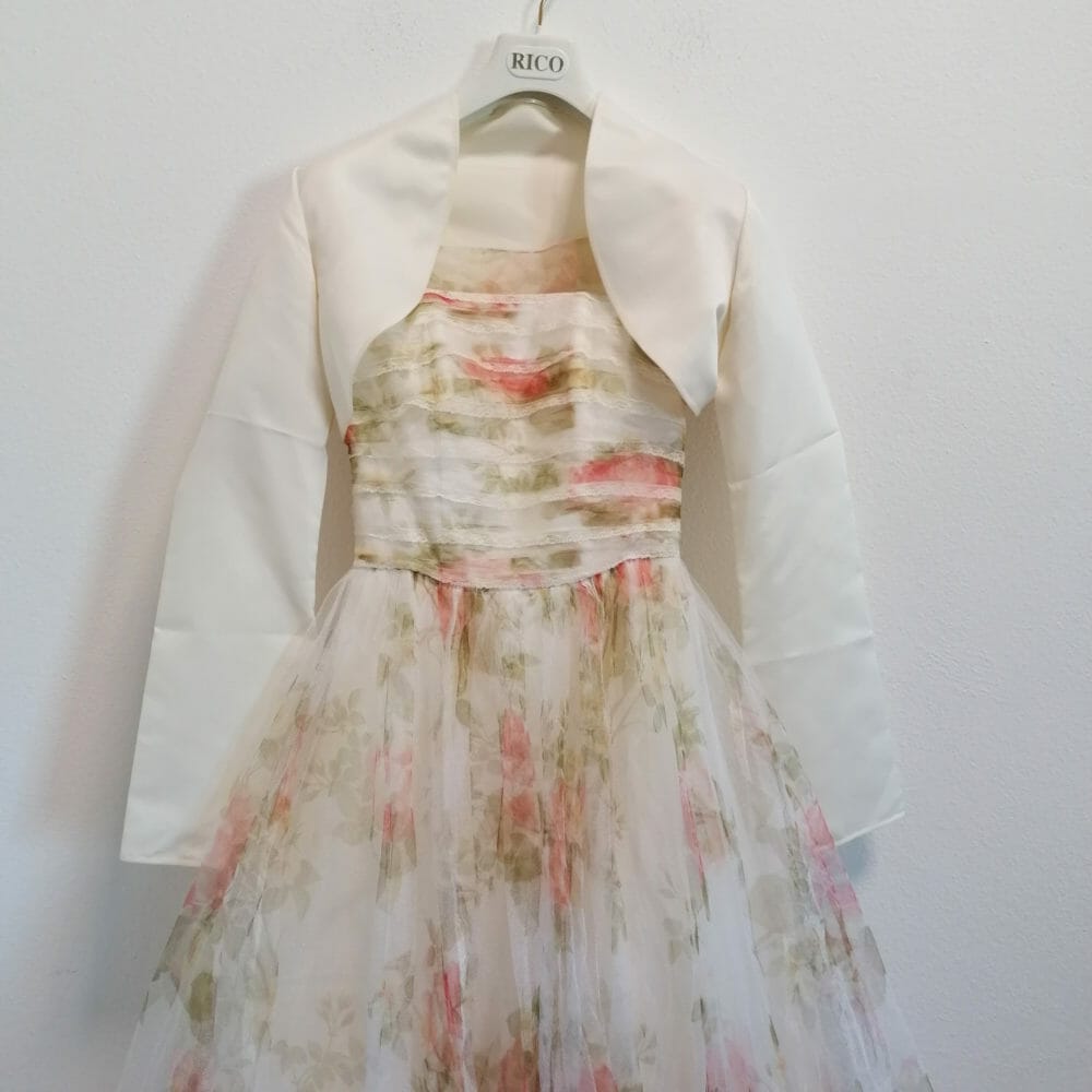 abito da sposa anni 90 in tulle floreale con strascico e coprispalle