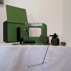 elna grasshopper macchina da cucire anni 50