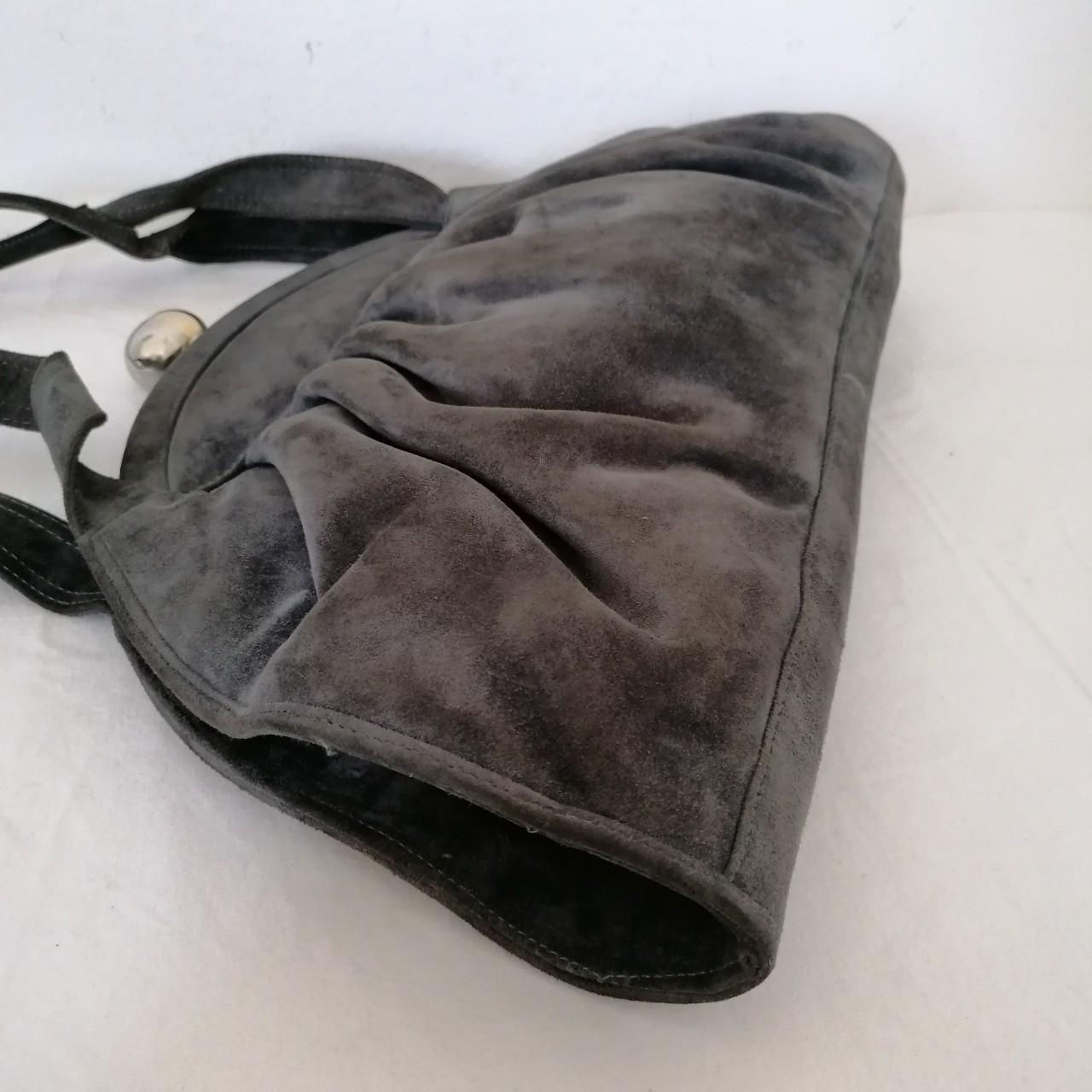 borsa a spalla scamosciata anni '00 a forma di portamonete