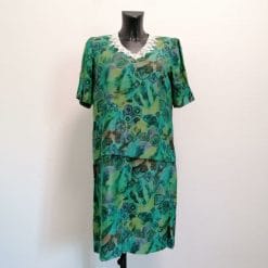 abito vintage sartoriale con cintura e colletto all'uncinetto