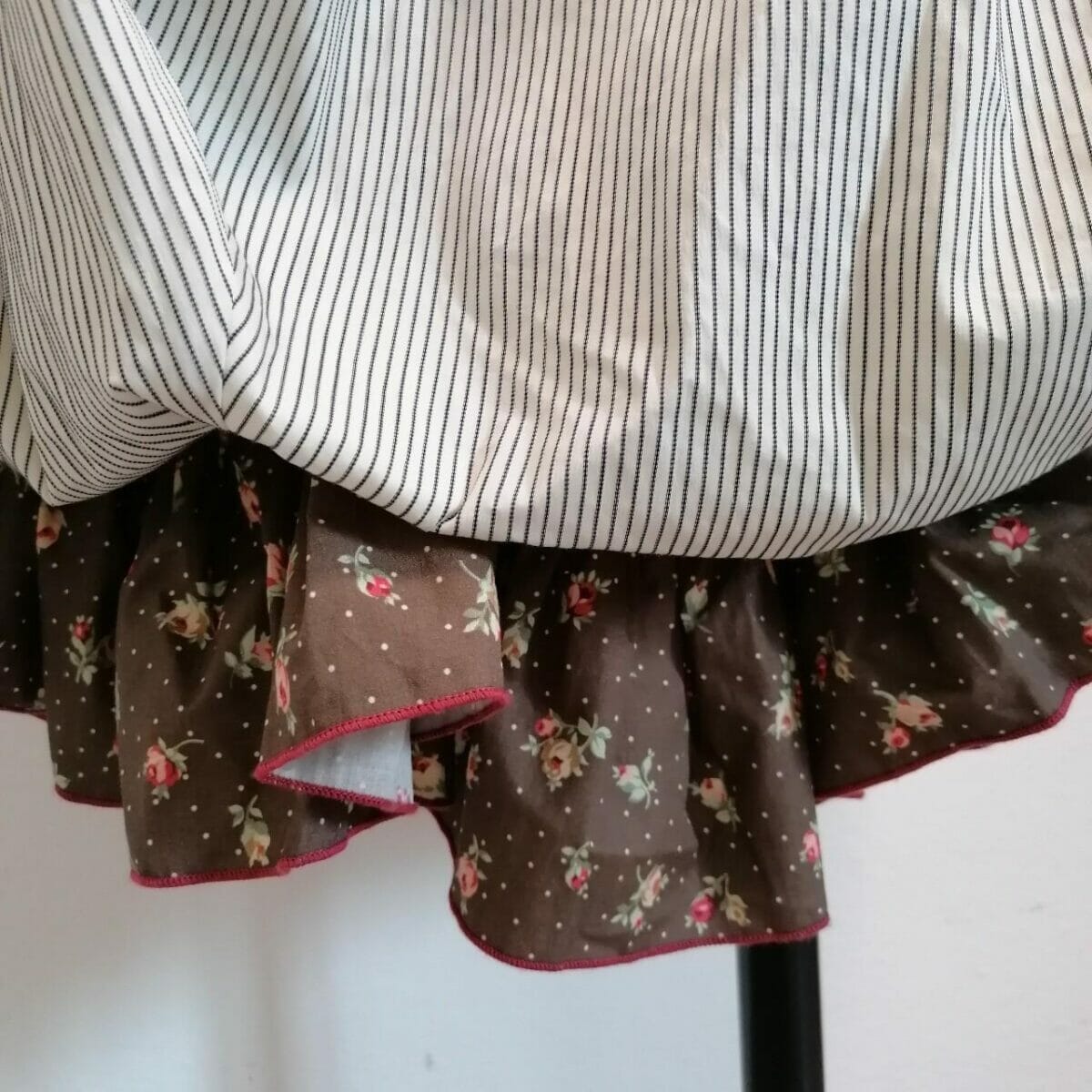 nadir abito anni '00 con conna a palloncino e volant