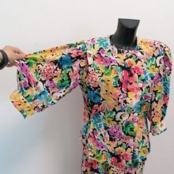 completo vintage in seta coloratissimo gonna e camicia