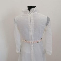abito da sposa vintage sartoriale anni 90 con volant e fiori applicati