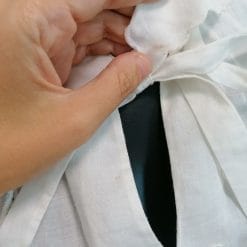 top vintage in lino ricamato a mano bianco