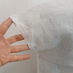 top vintage in lino ricamato a mano bianco