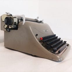 Macchina da scrivere Olivetti Lexikon 80